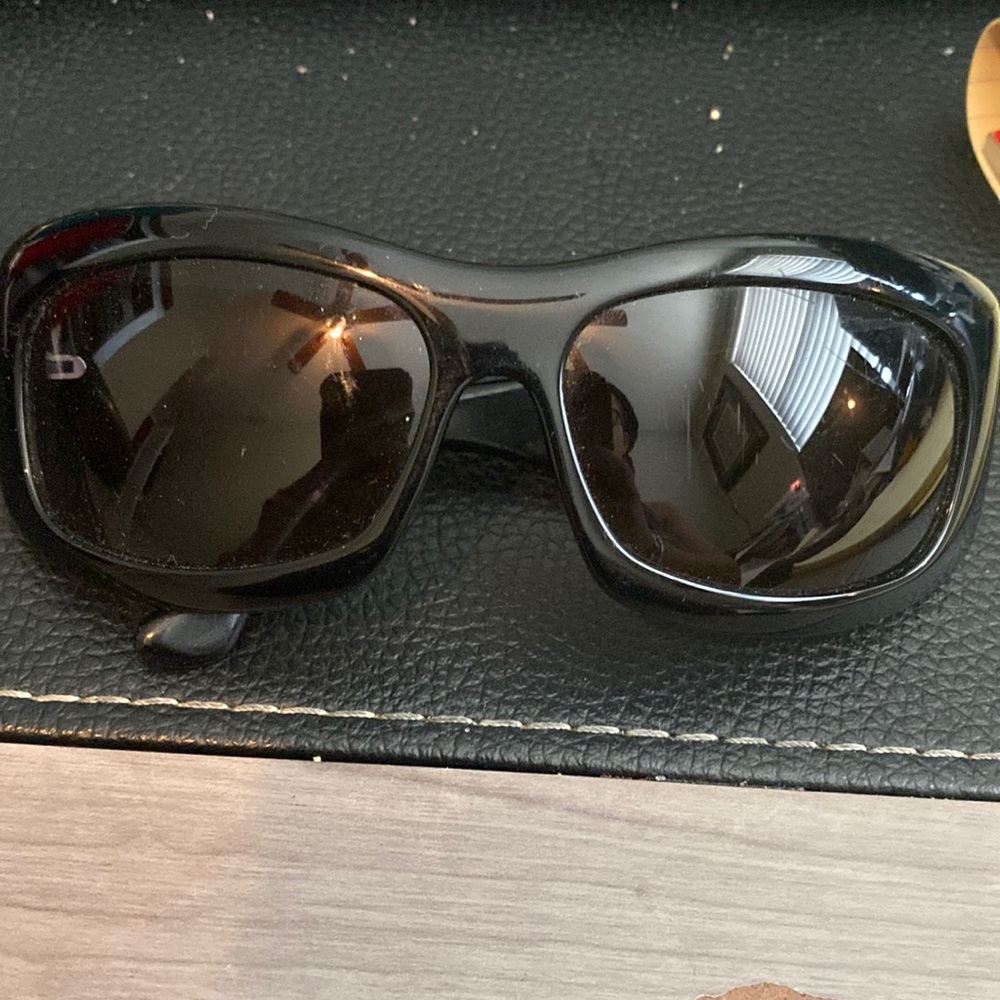 Gucci black sunglasses